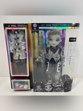 SHADOW HIGH DOLL ASH SILVERSTONE series 1 doll NWT NRFB 2021 RAINBOW HIGH MGA
